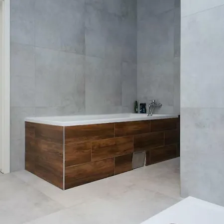 דירה Luxury Two Bedroom With Two Bathrooms In Karlin By Easybnb *